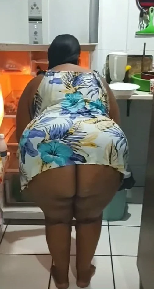 Luciana Bispo Sexy image 15