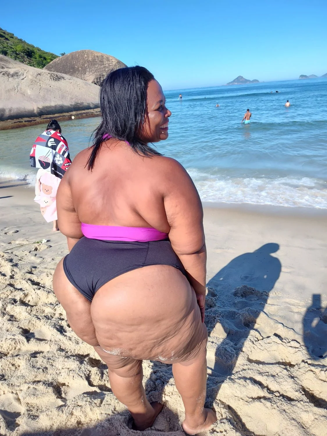 Luciana Bispo Sexy image 30