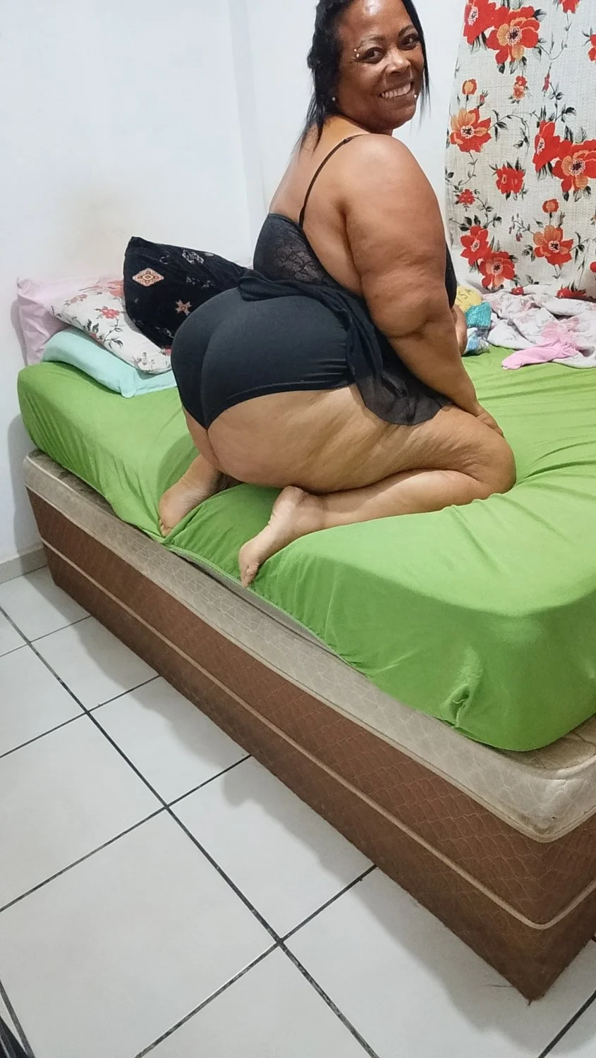 Luciana Bispo Sexy image 37