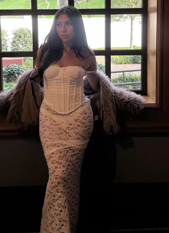Sexy mari image 9