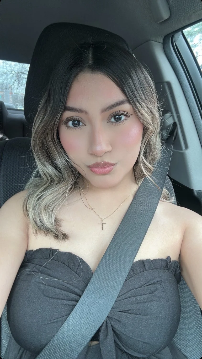 Irl Latina dm if you like her image 6