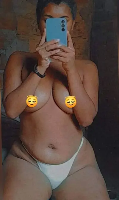 Novinha De Baixa Renda cover image