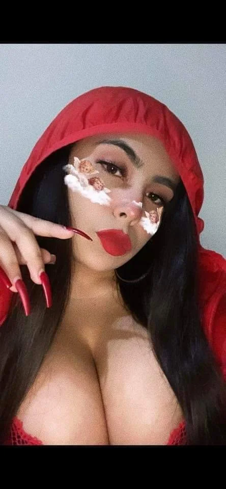 Tetona Karla Aguilar image 7