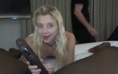 Wife keeps sucking bbc while husband breaks up with her cover image