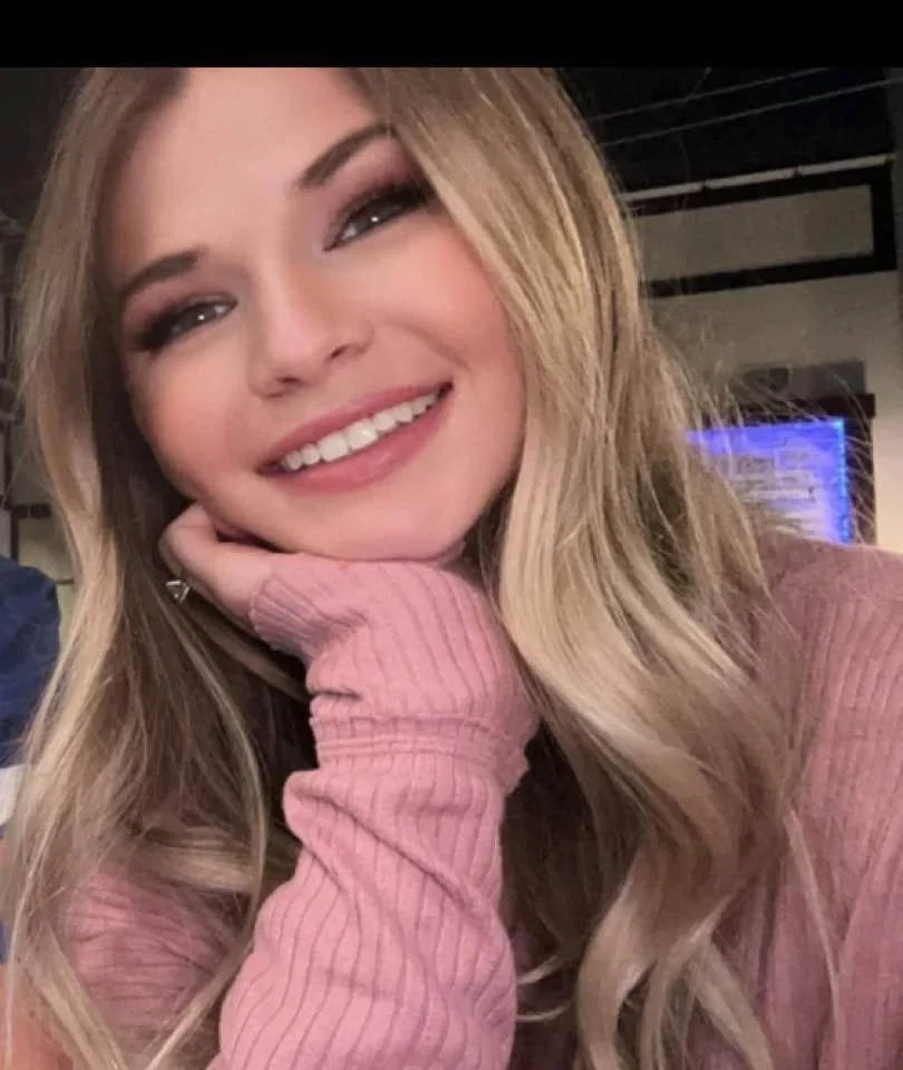 Happy birthday to one of my favorite MILF sluts Sam! 28 and already a webslut. Whose slut is next? image 16