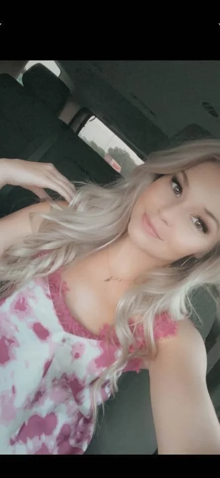 Happy birthday to one of my favorite MILF sluts Sam! 28 and already a webslut. Whose slut is next? image 4