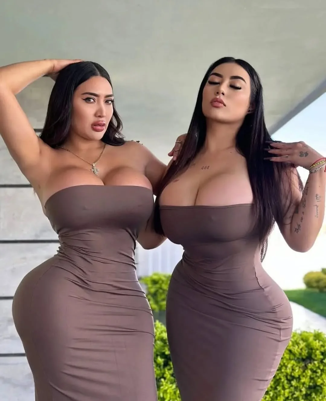 Women with big asses image 11