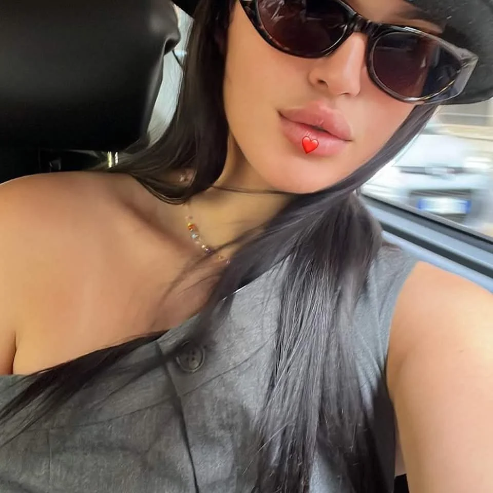 kemita bellucci porno image 15