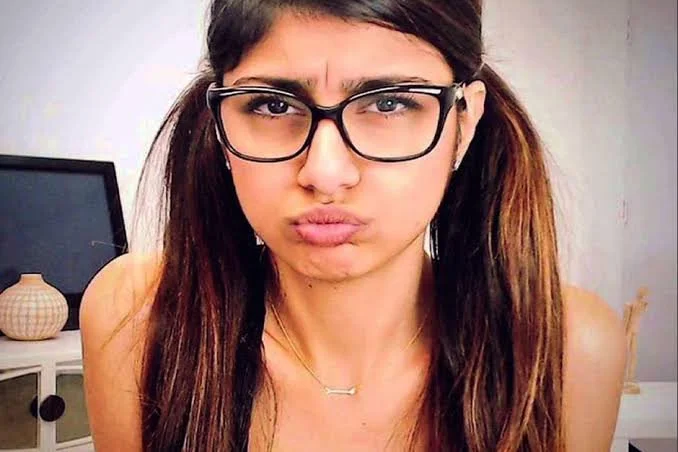 duck face image 6