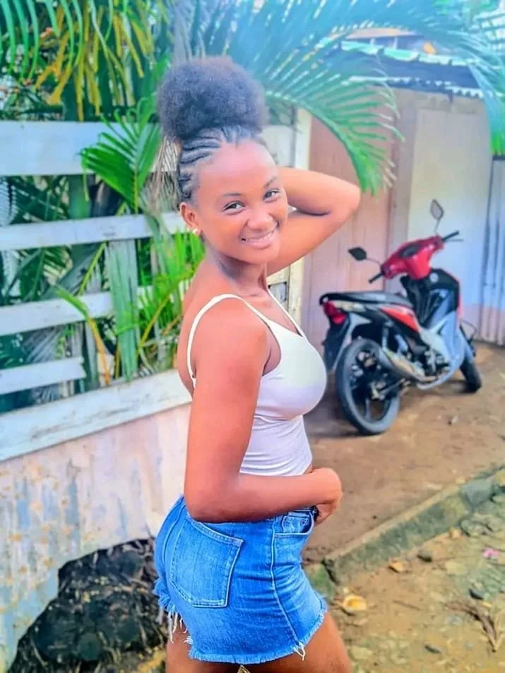 IMG-20260519-coming up next naked Madagascar girl Je m'appelle chesiliah ariline j'ai 20ans et toi image 2