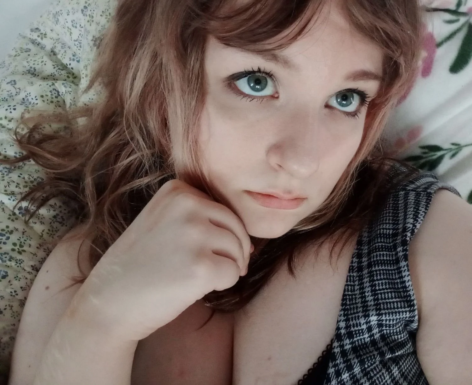 Busty bitch likes it rough image 7