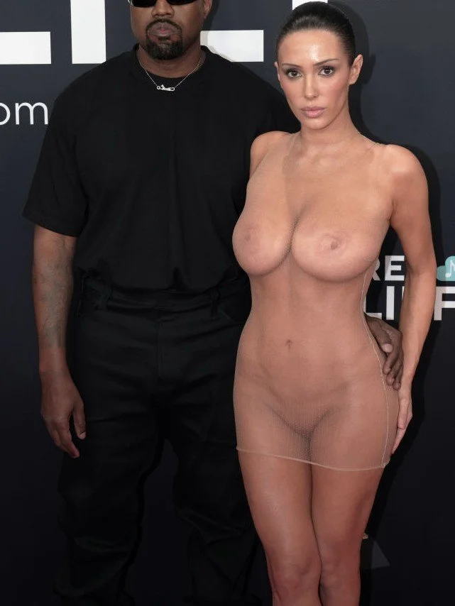 Bianca Censori At The Grammy Awards image 15