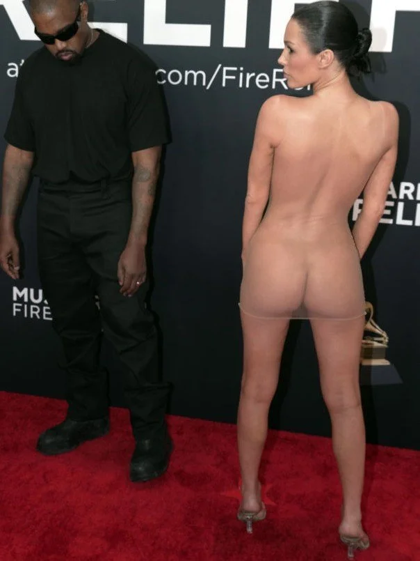 Bianca Censori At The Grammy Awards image 26