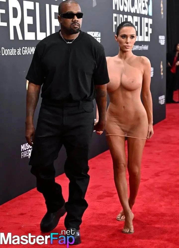 Bianca Censori At The Grammy Awards image 27