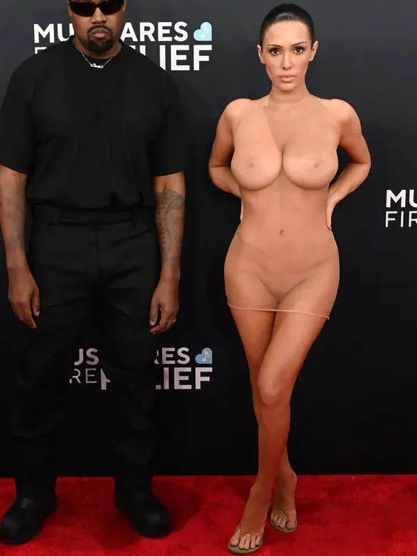 Bianca Censori At The Grammy Awards image 5