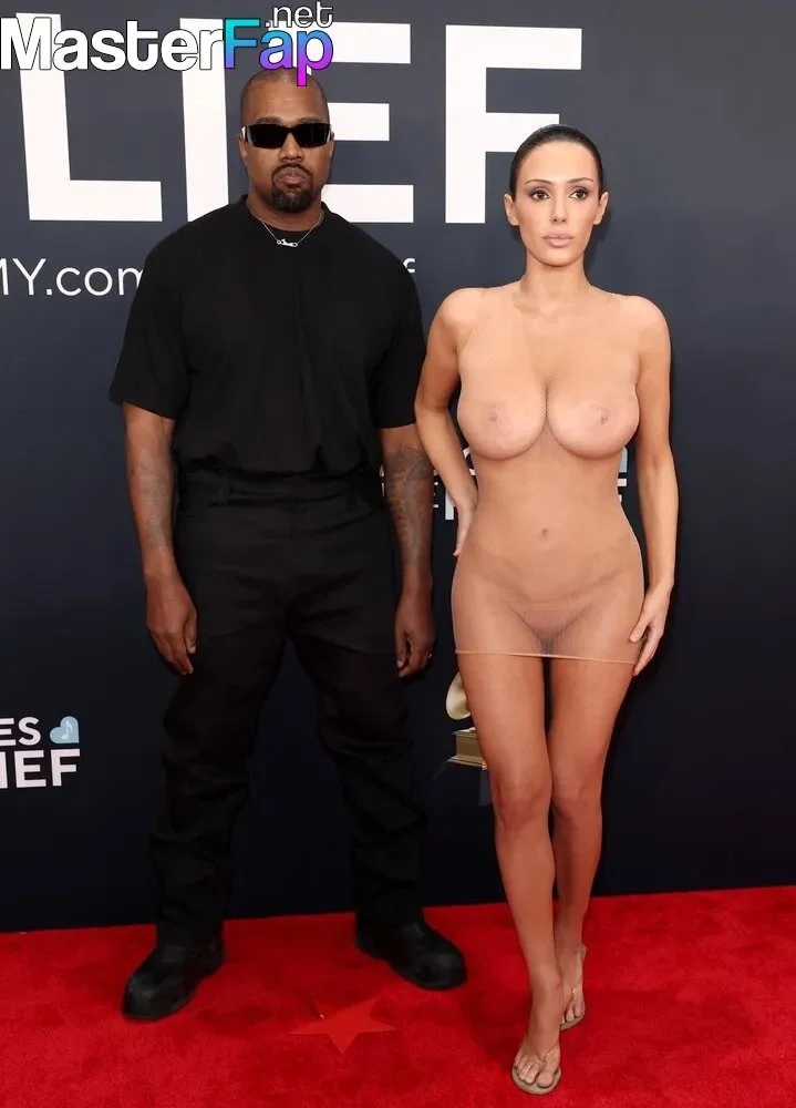 Bianca Censori At The Grammy Awards image 7
