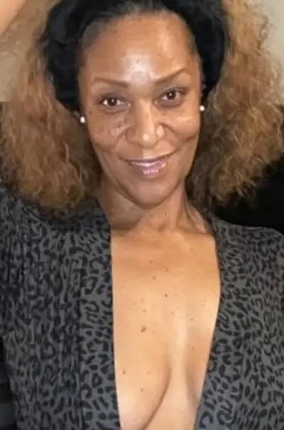 Fave Fine & Sexy Mature Ebony Milf Hottie !!! cover image