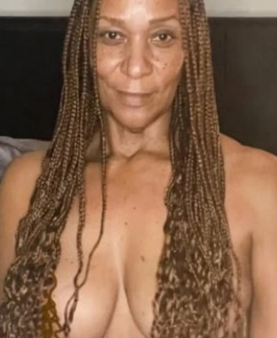 Fave Fine & Sexy Mature Ebony Milf Hottie !!! image 21