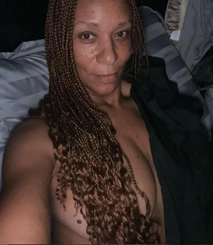 Fave Fine & Sexy Mature Ebony Milf Hottie !!! image 34