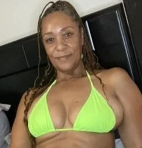Fave Fine & Sexy Mature Ebony Milf Hottie !!! image 4