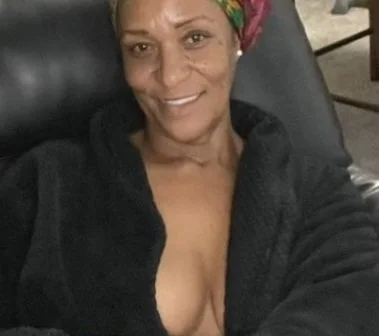 Fave Fine & Sexy Mature Ebony Milf Hottie !!! image 9