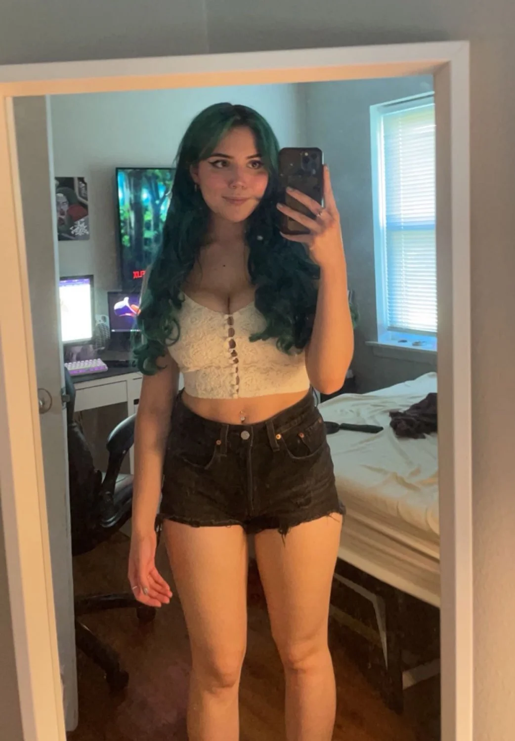 Big tit college beauty Scarlett image 9