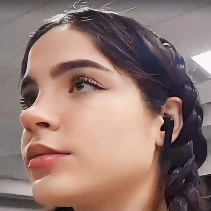 Staryuuki la hermosa cubana streamer image 6