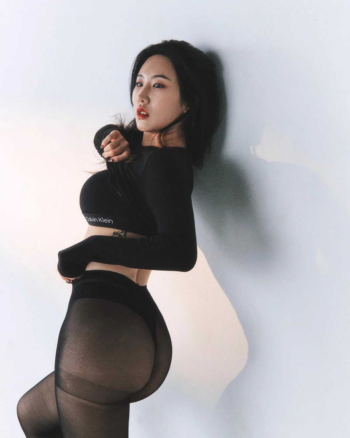 Korean girl 신유정 Youjeong Shin nude sexy leaked the fappening image 2