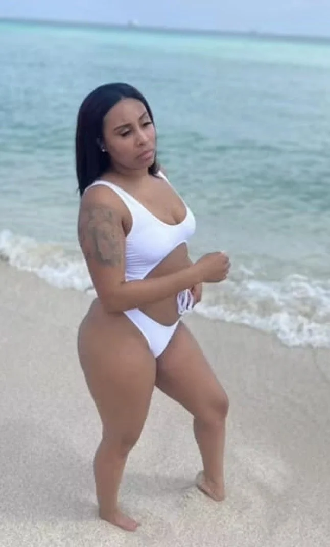 IRL Ebony wife image 3