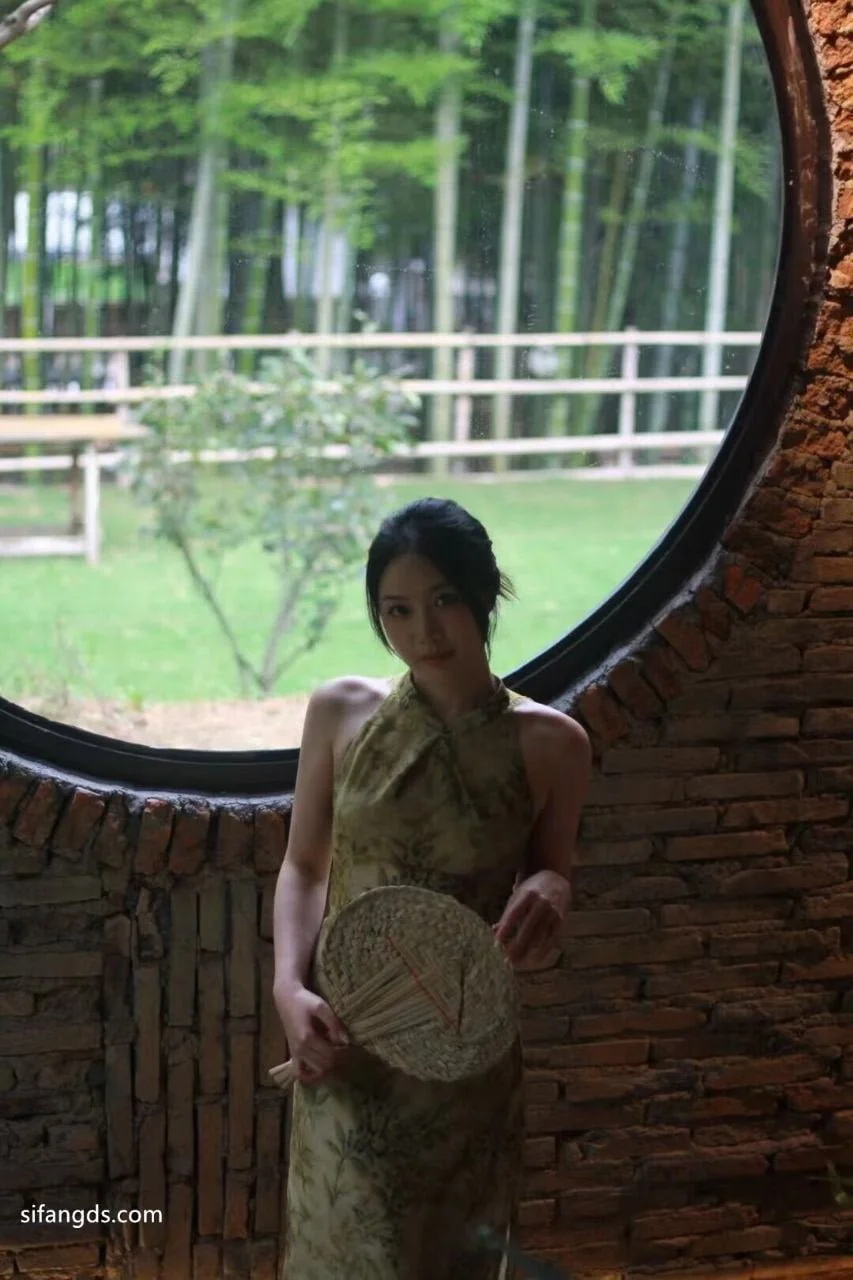 Chinese amateur girl 46 image 17
