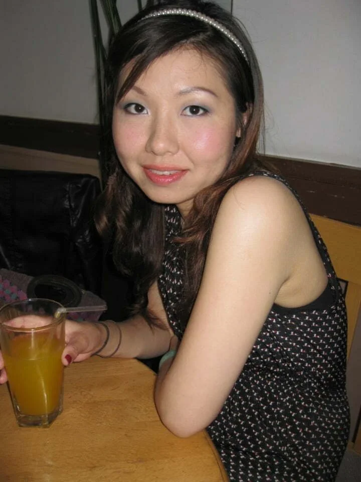 Sexy Asn Milfs image 5