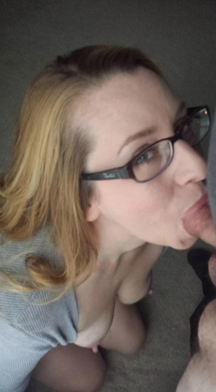 Blowjob queen milfs of erome image 5