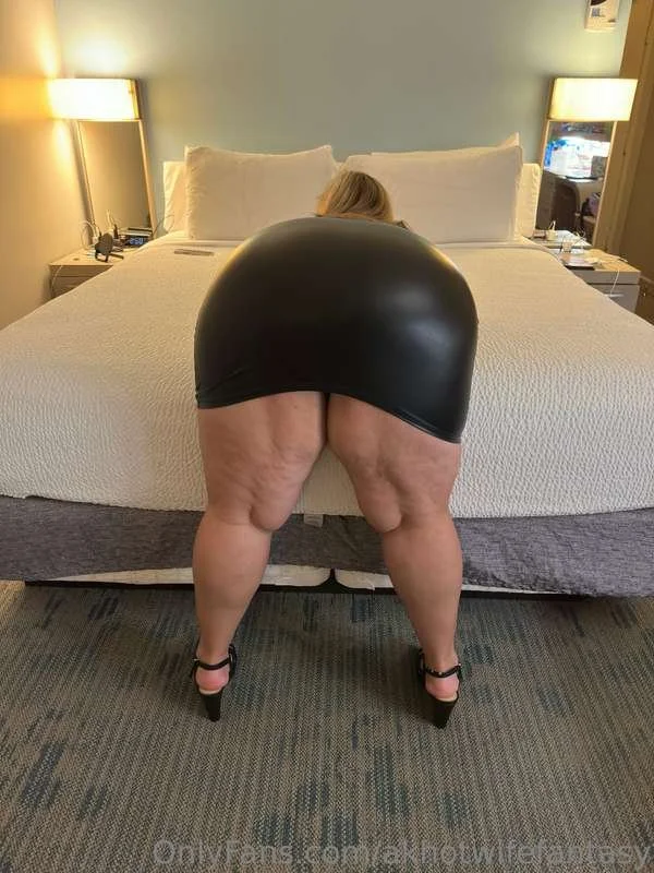 BBW Hotwife 2892ac-01964140-163b-7245-9a28-3e6d41482a35 image 13