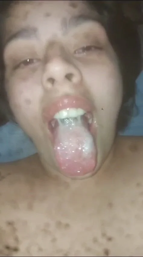 Mí Putita novia le encanta la garganta profunda image 21