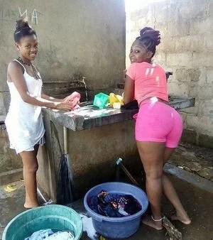 Pictures of African hoes image 12