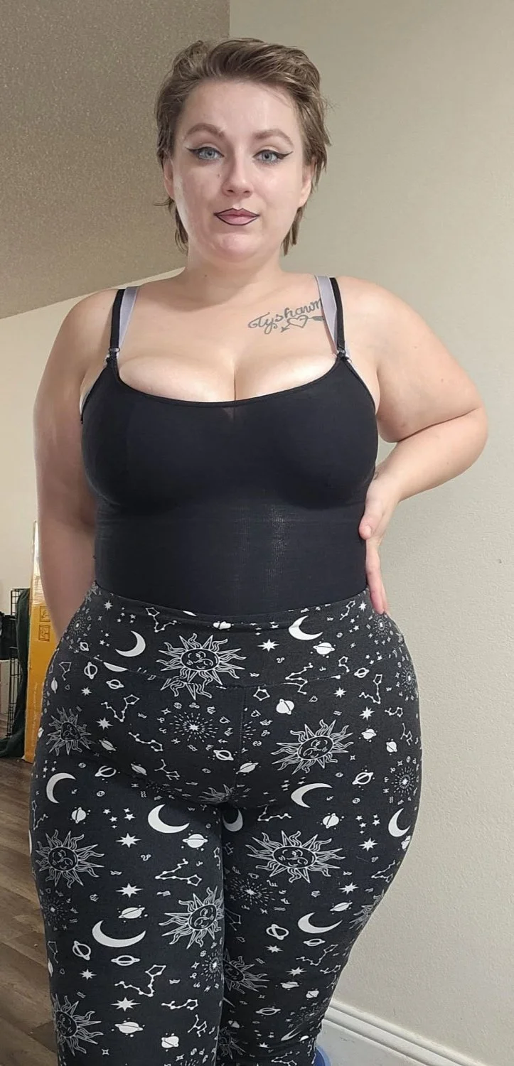 Sexy PAWG Sianna image 26