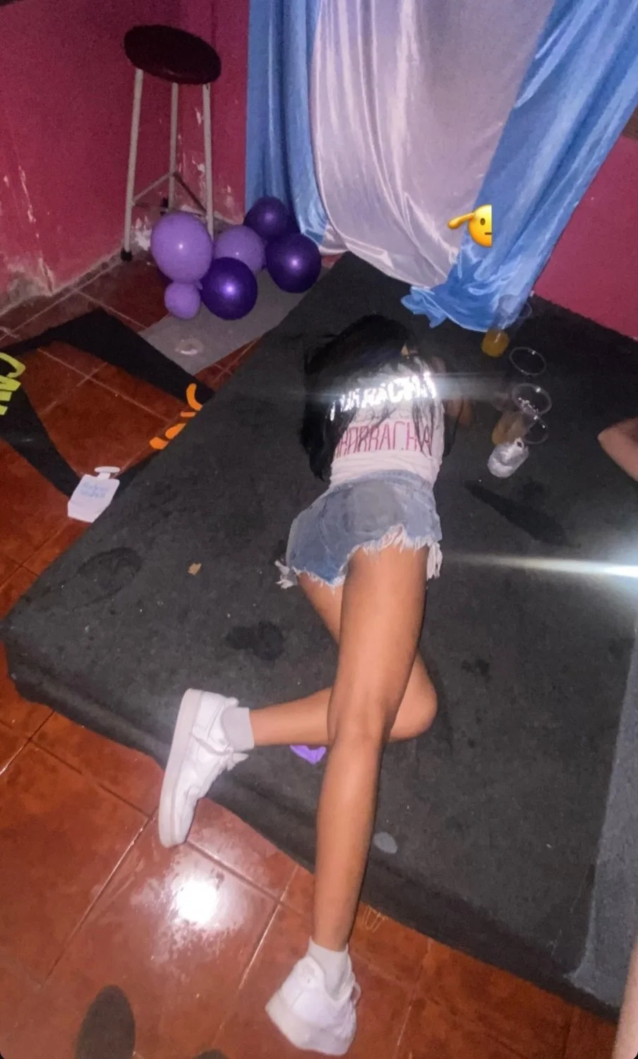 Mas de egresadas en su fiesta de Upd main image