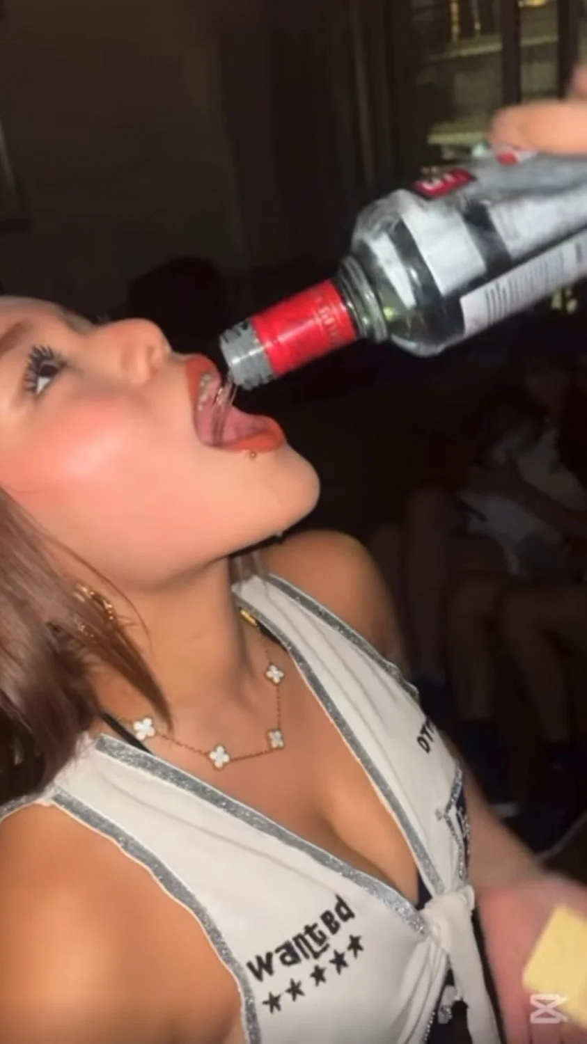 Mas de egresadas en su fiesta de Upd image 15