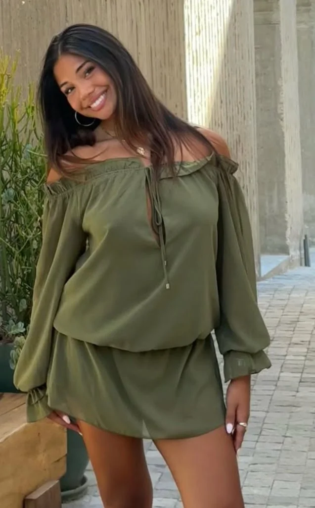 Latina Teen Bop Ximena image 6