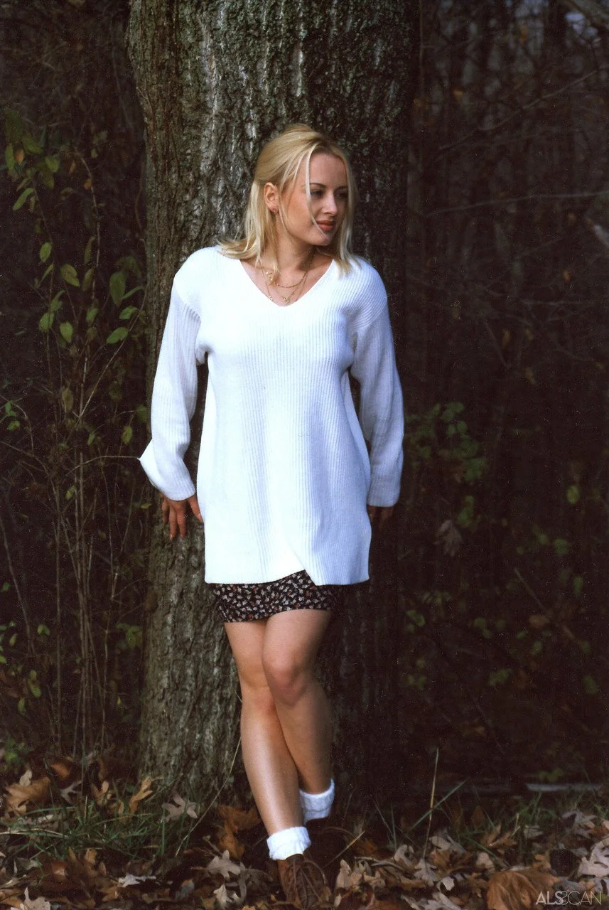 Jana 4 image 5