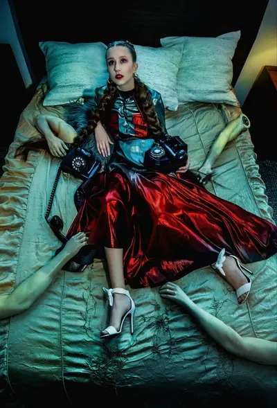 Taissa-Farmiga-Feet-7259931 cover image