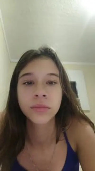 Alguém sabe onde tem conteúdo dessa gata ? cover image