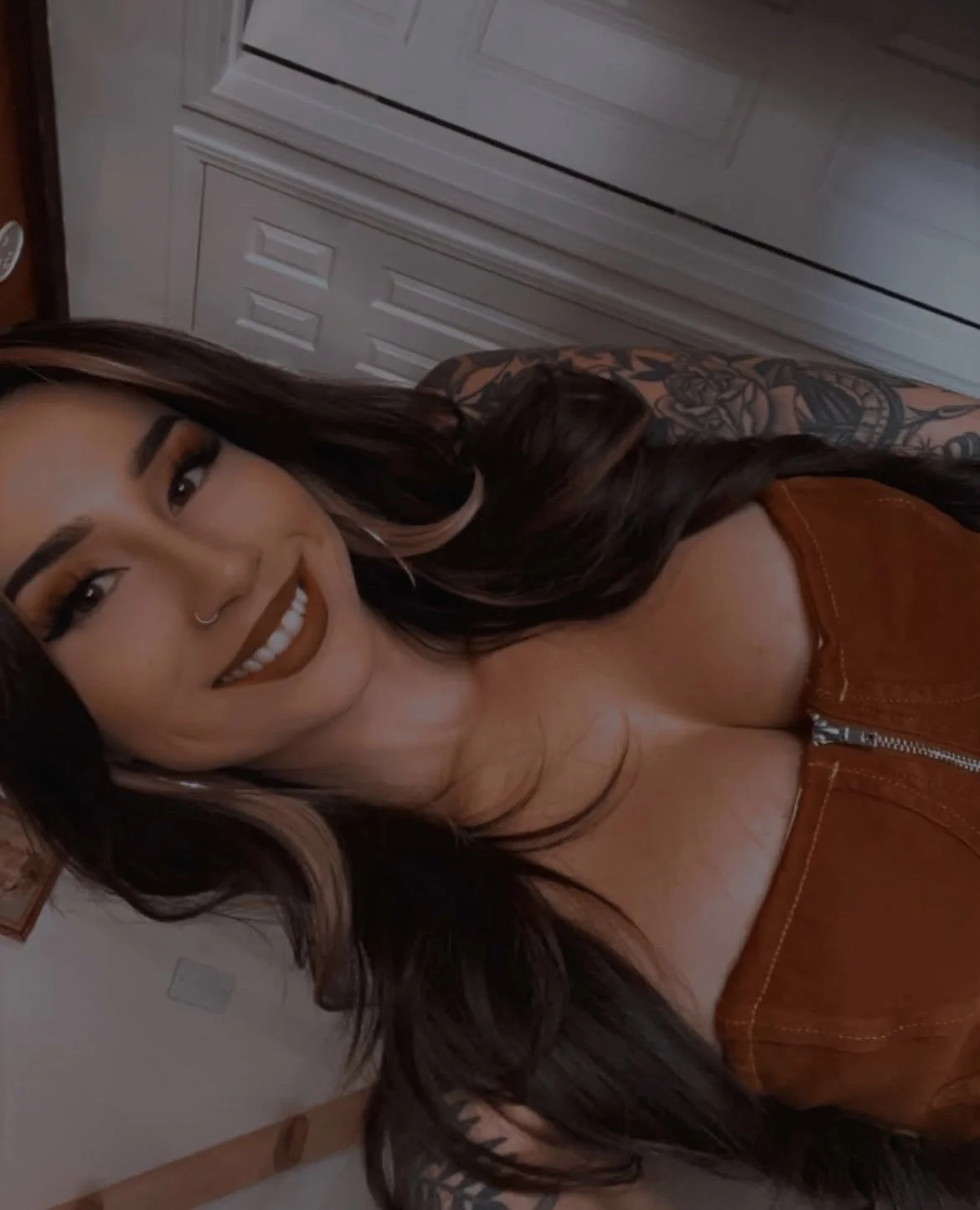 Emo Latina exposed image 26