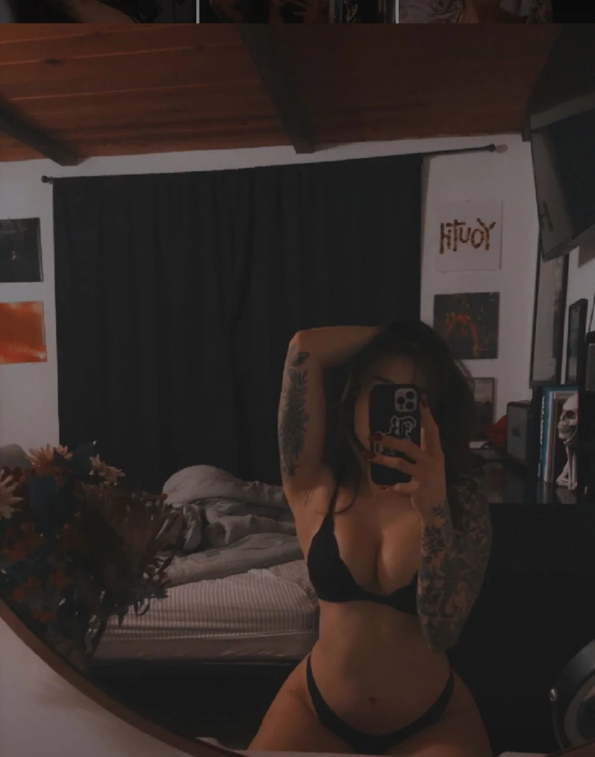 Emo Latina exposed image 8