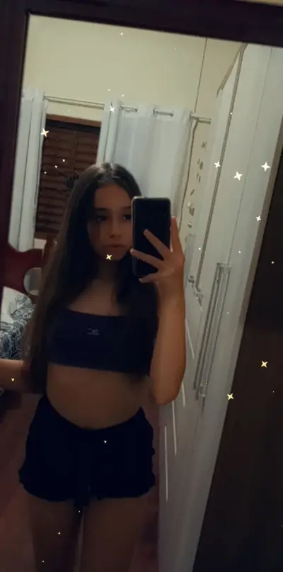 Chica guapa me mandó fotitos cover image