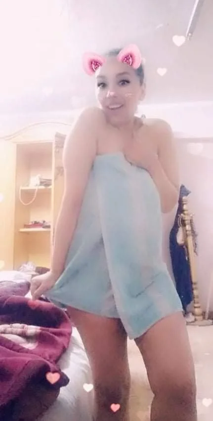 Veiled Arab wife with a dark Latin tit🍒 image 16