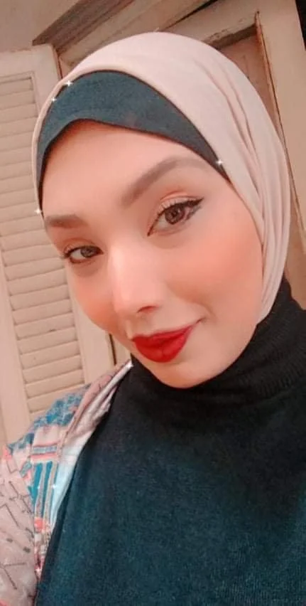 Veiled Arab wife with a dark Latin tit🍒 image 27