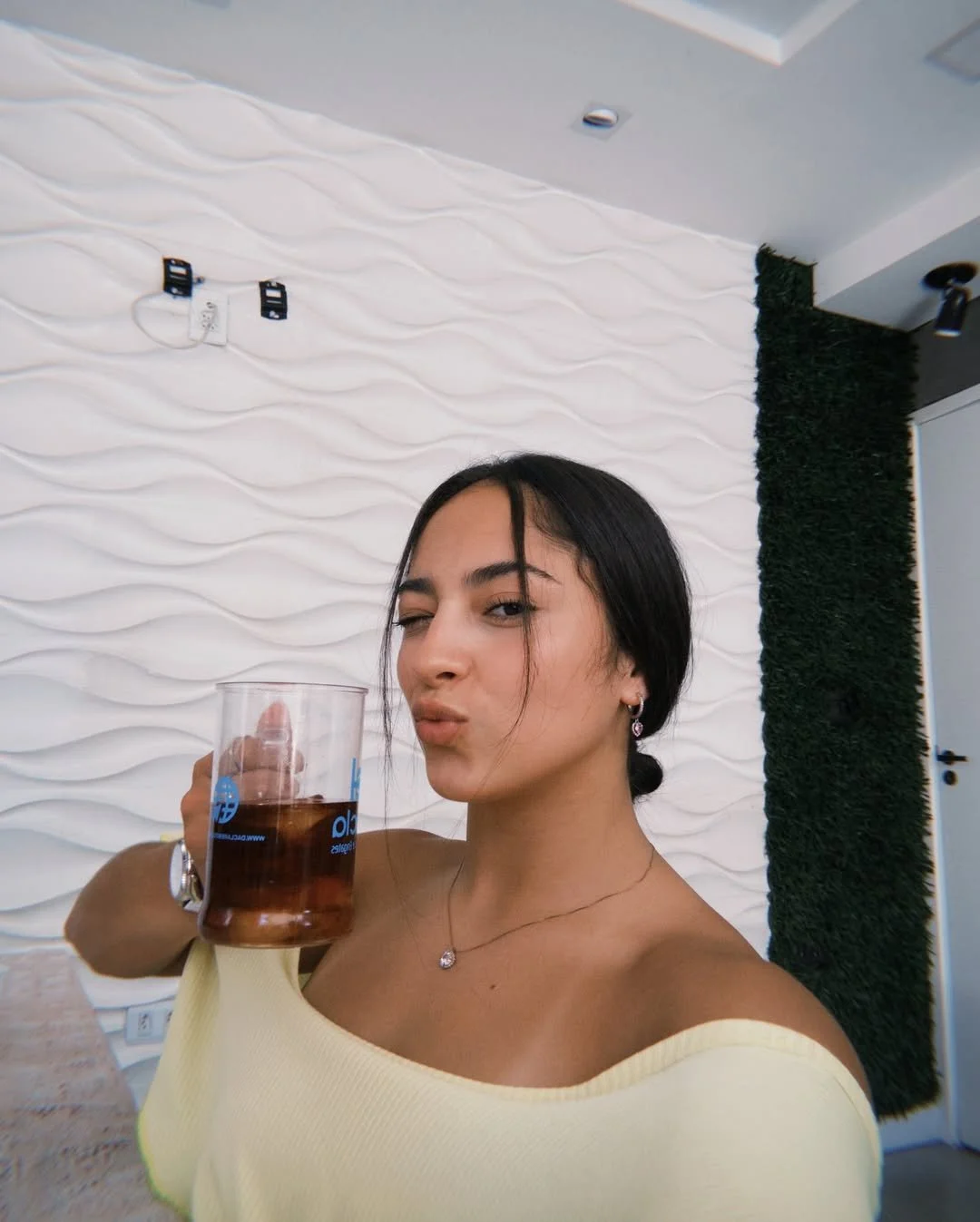 Julia D E U S A parte 2 image 22