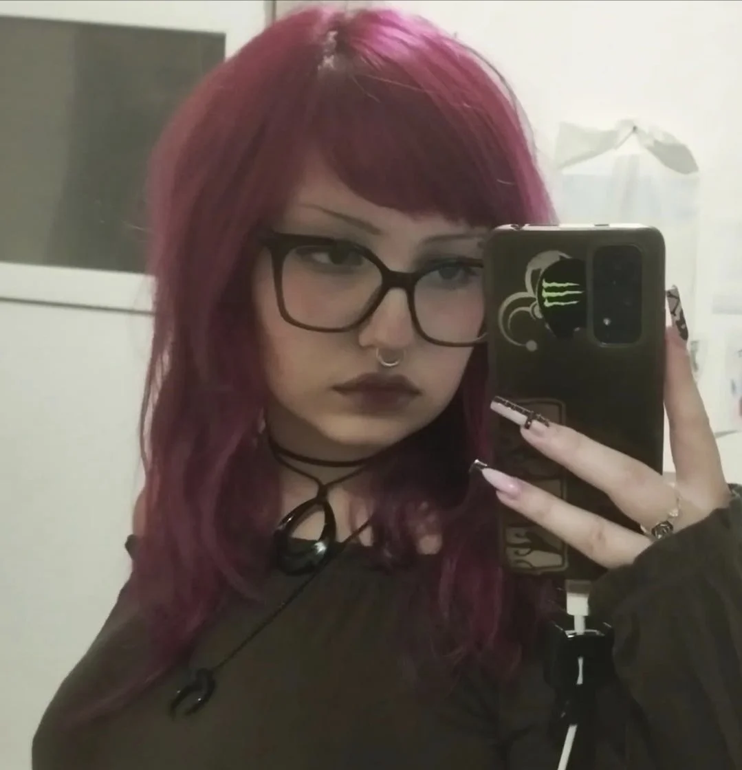 Hot goth cousin from Croatia IRL image 10