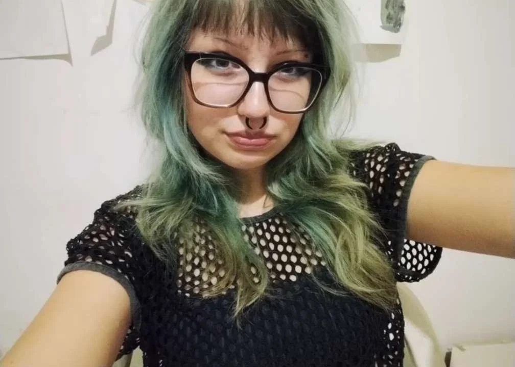Hot goth cousin from Croatia IRL image 8